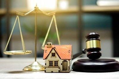 房产律师谈借名购房的法律风险及其防范？